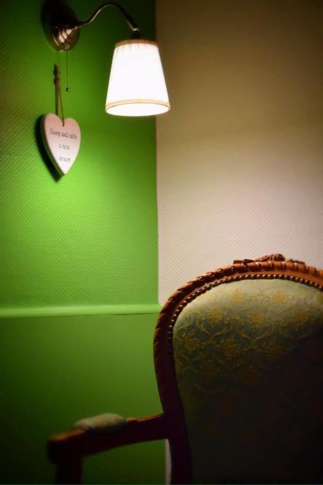 ホテルLe Bon Accueil Bagnères-de-Luchon エクステリア 写真